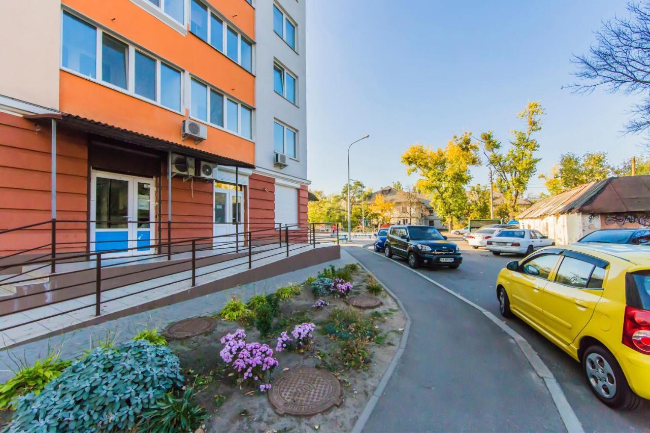 Super Comfort Flat For You Near The Metro. Kiev Dış mekan fotoğraf