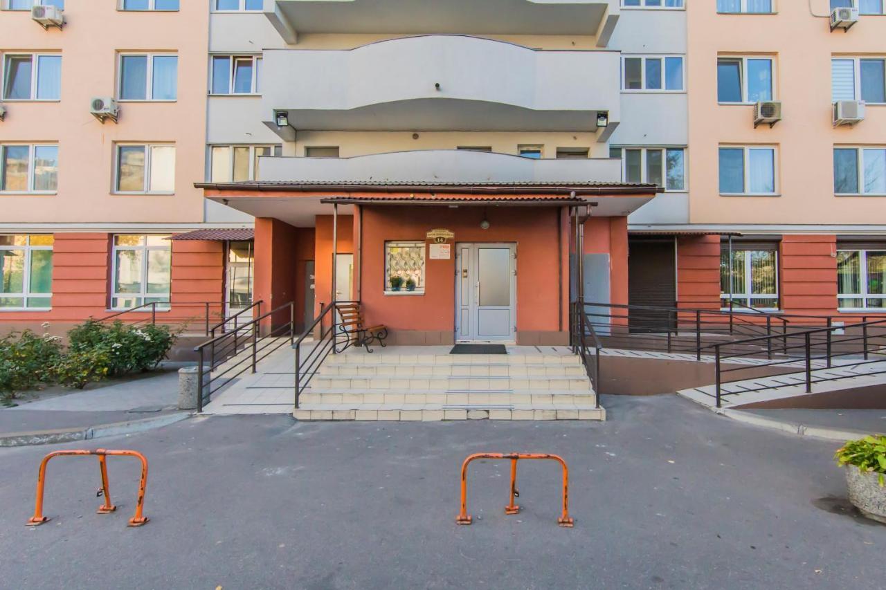Super Comfort Flat For You Near The Metro. Kiev Dış mekan fotoğraf
